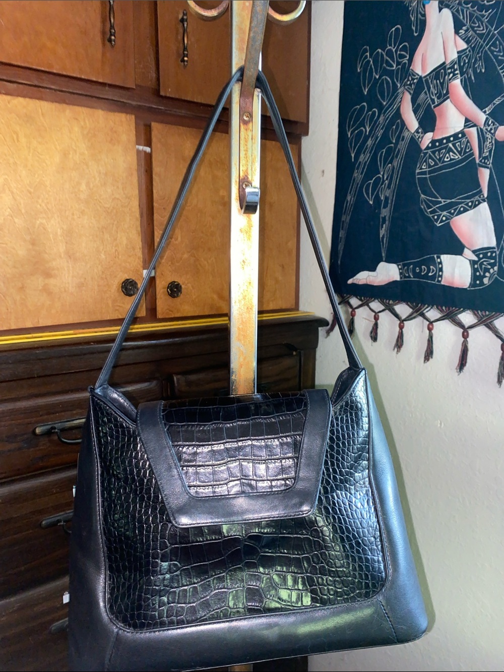 GALCO Black Croc-Embossed Leather Shoulder Bag